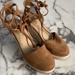 !SALE! Adam Tucker Suede Brown Wedge Sandals Espadrilles Heels 6.5 M